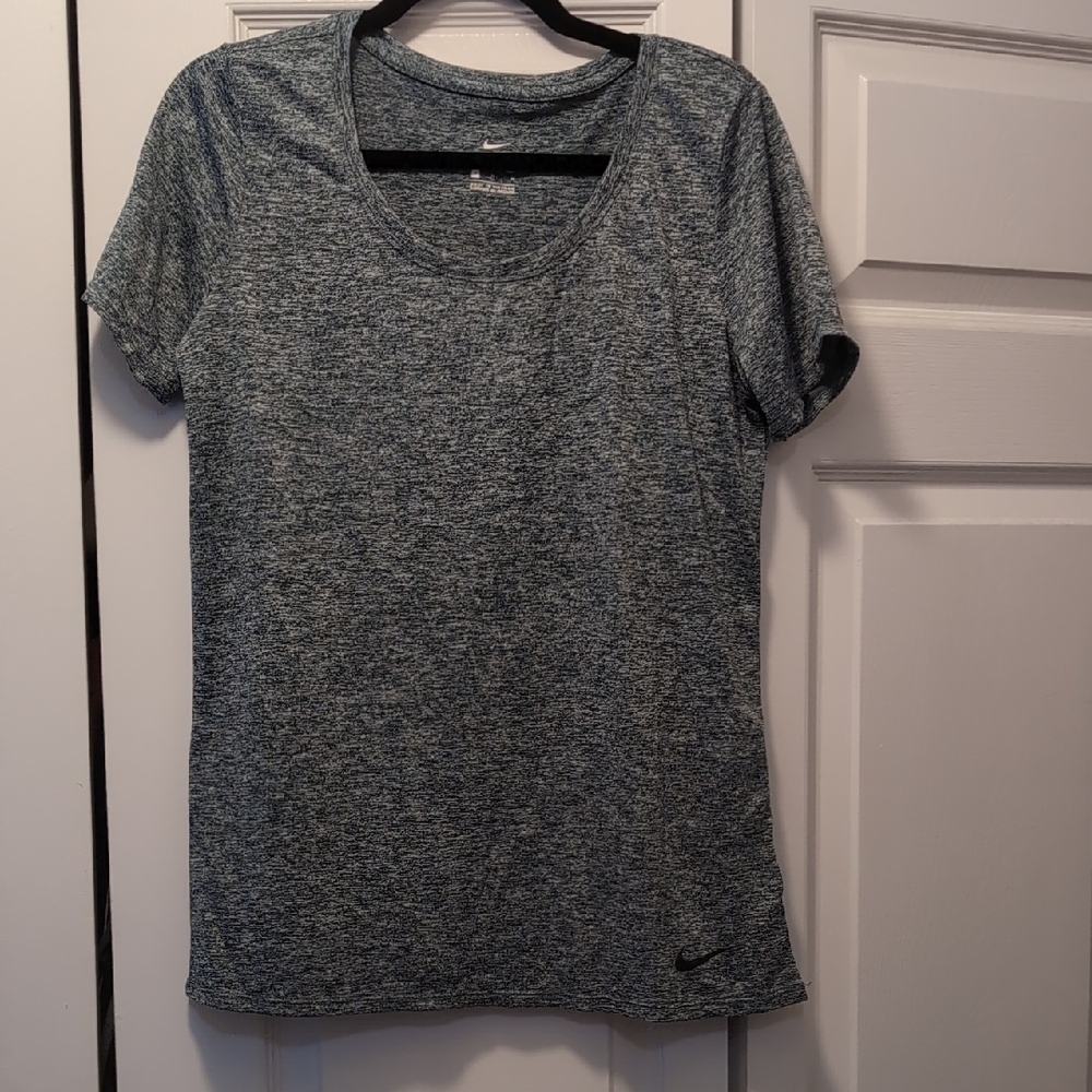 Nike Women's Short Sleeve Green Heathered Top